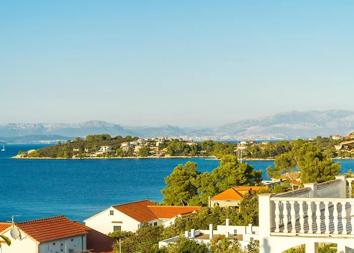 Apartman By The Sea Necujam, Solta - 16729 Grohote